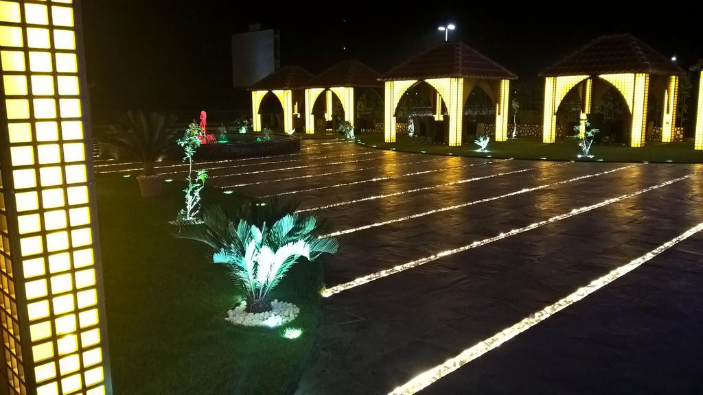Royal Residence Hotel Al Etihad Road 3*