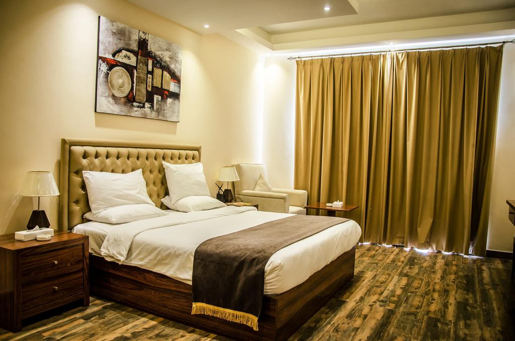 Royal Residence Hotel Al Etihad Road 3*