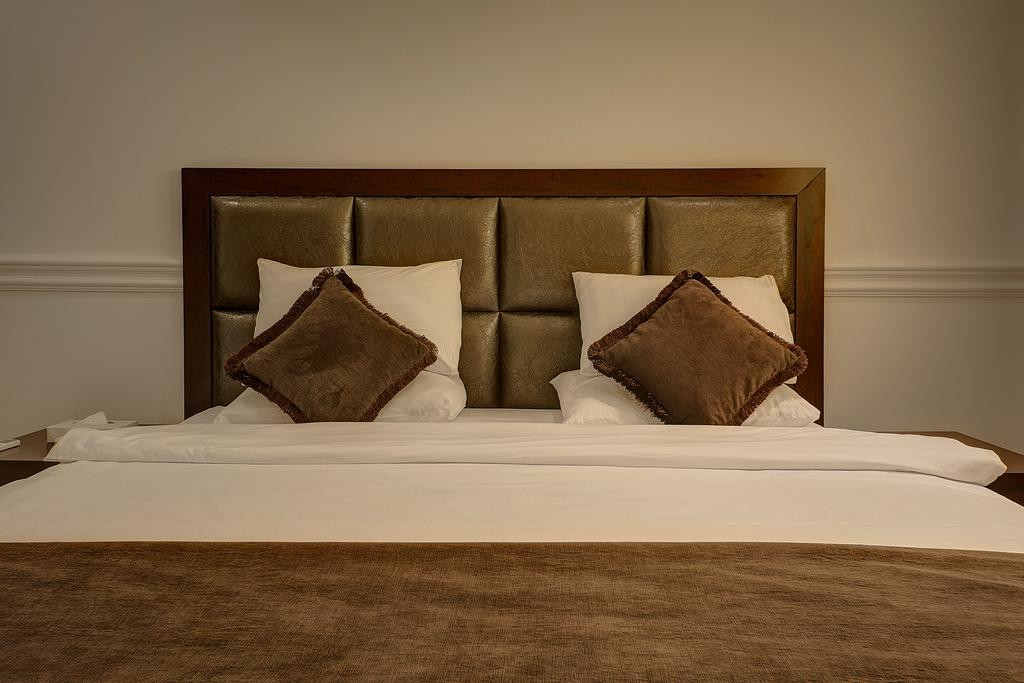 Royal Residence Hotel Al Etihad Road 3*