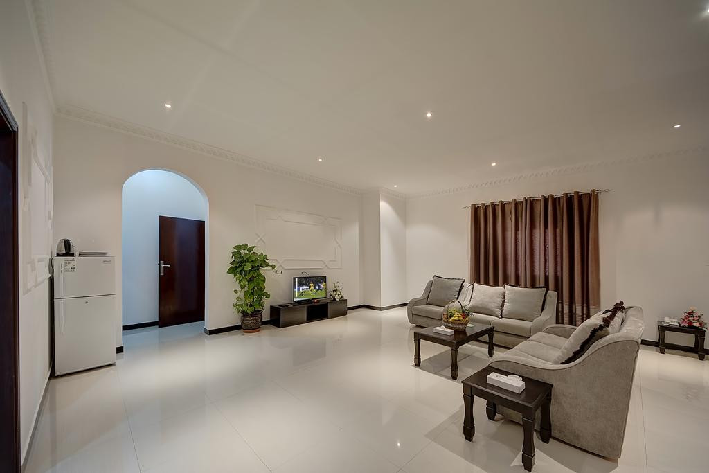 Royal Residence Hotel Al Etihad Road 3*