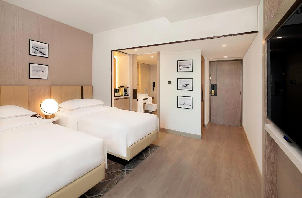 Sheraton Abu Dhabi Hotel & Resort 5*