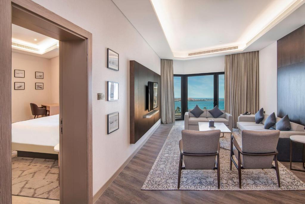 Sheraton Abu Dhabi Hotel & Resort 5*
