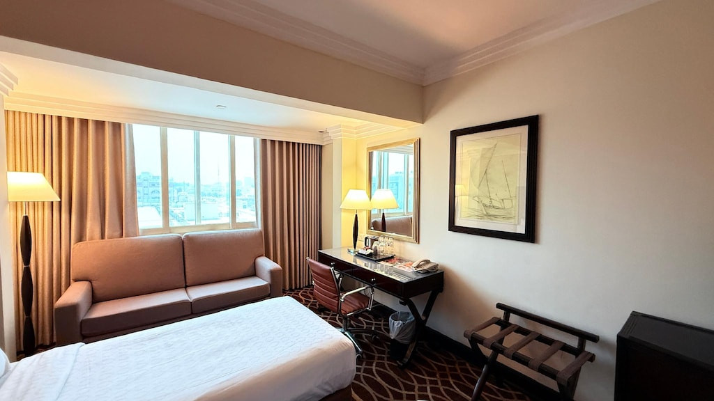 Sunday Suites Excelsior Hotel (Ex. Grand Excelsior Deira) 4*