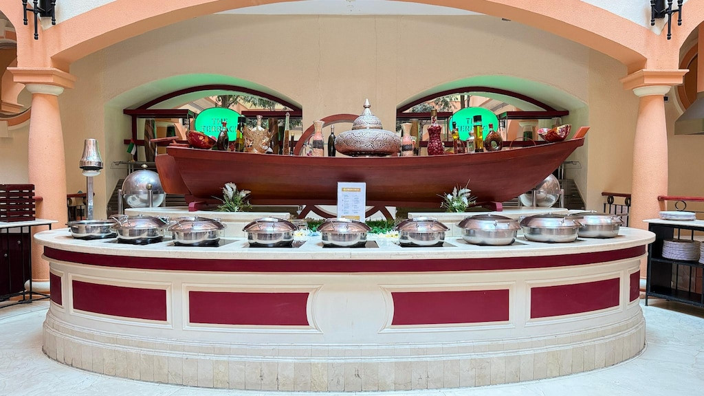Sunday Suites Excelsior Hotel (Ex. Grand Excelsior Deira) 4*