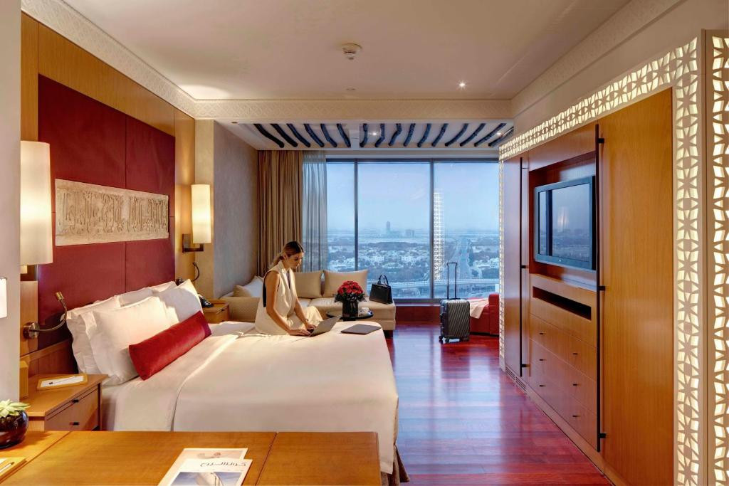 The H Dubai 5*