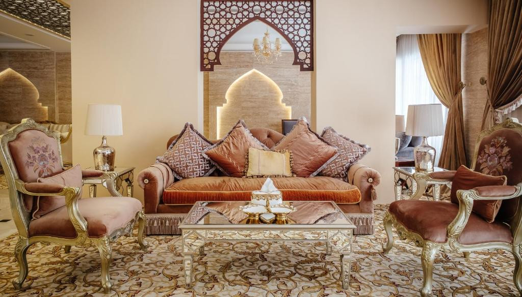 Crystal Plaza Al Majaz (Ex. Tulip Inn Al Khan) 4*