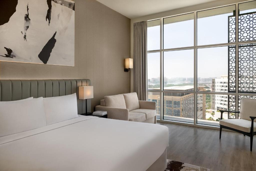 Yas Plaza Marina (Ex. Yas Island Rotana) 4*