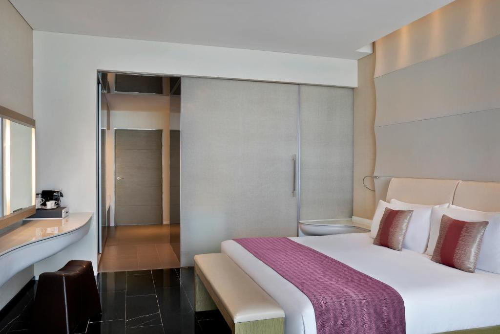 W Abu Dhabi Yas Island (Ex.yas Viceroy Abu Dhabi) 5*