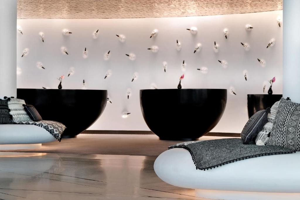 W Abu Dhabi Yas Island (Ex.yas Viceroy Abu Dhabi) 5*