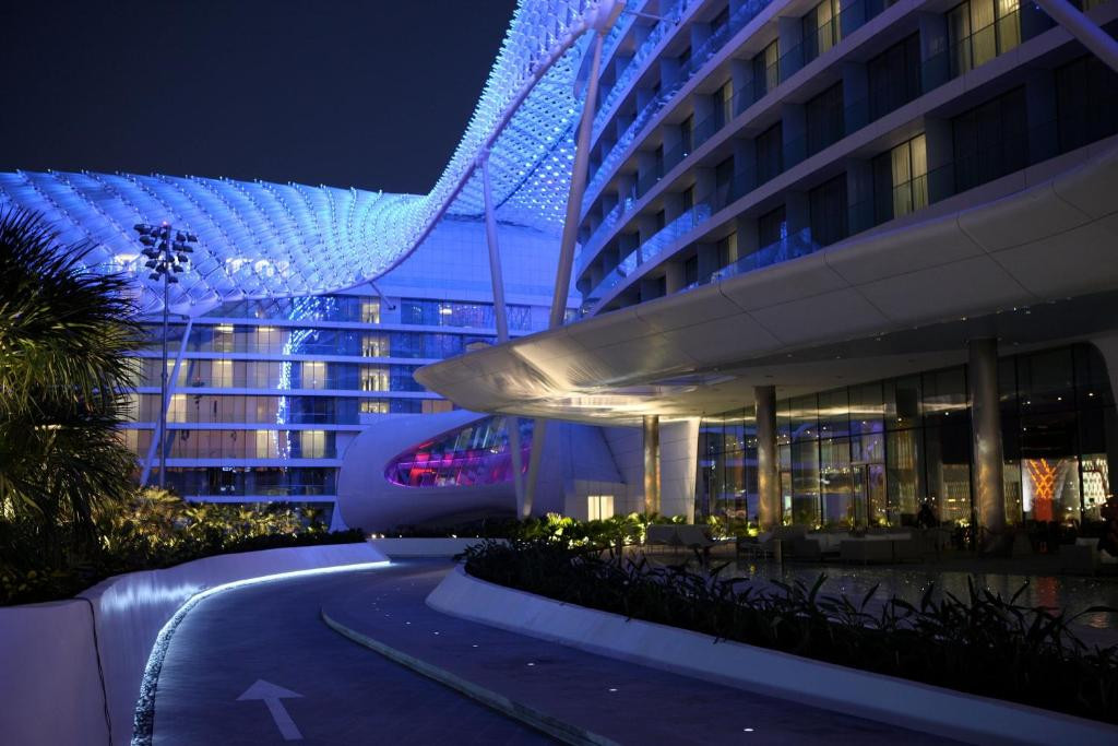 W Abu Dhabi Yas Island (Ex.yas Viceroy Abu Dhabi) 5*