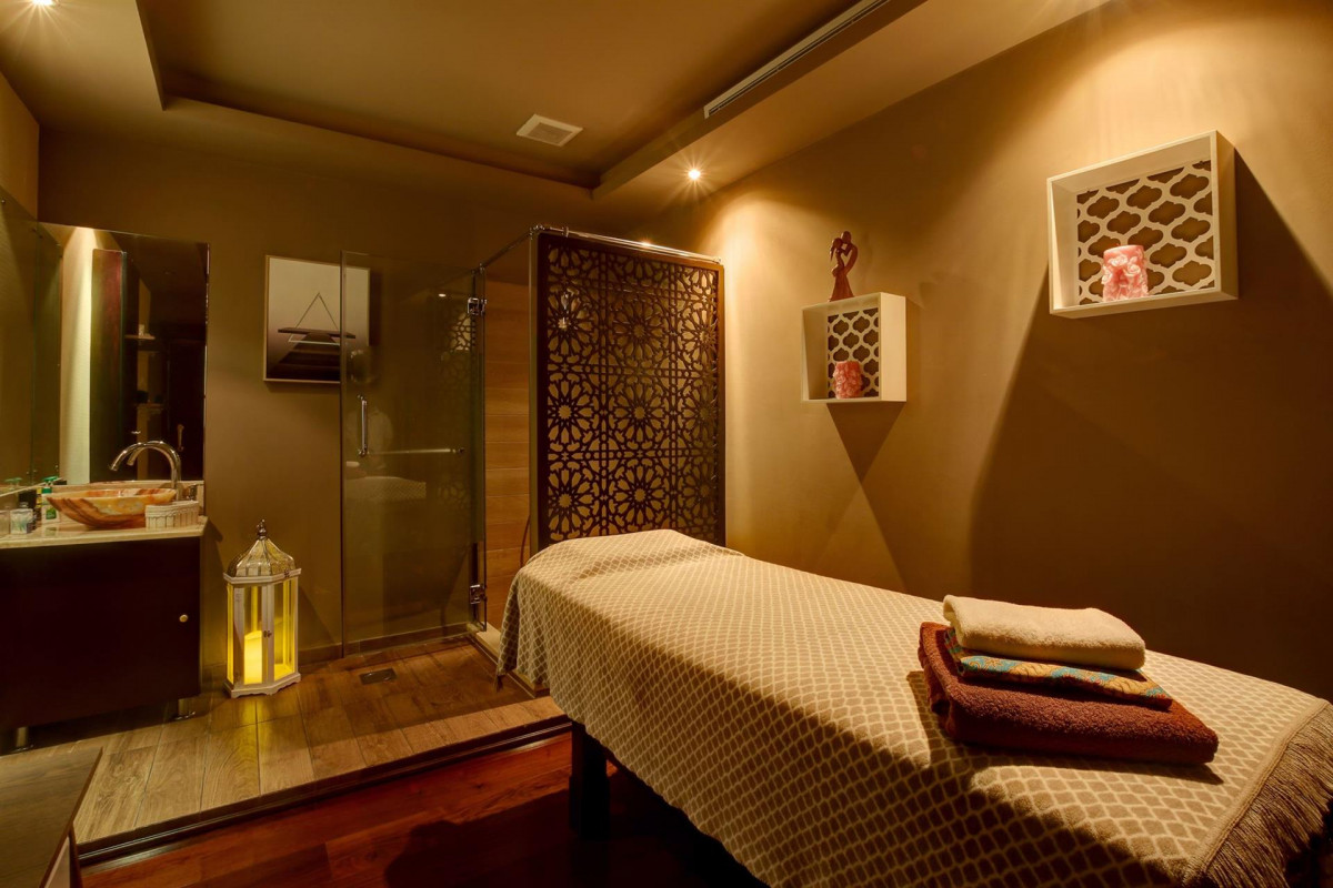 Mercure Dubai Barsha Heights Hotel Suites & Apartments 4*