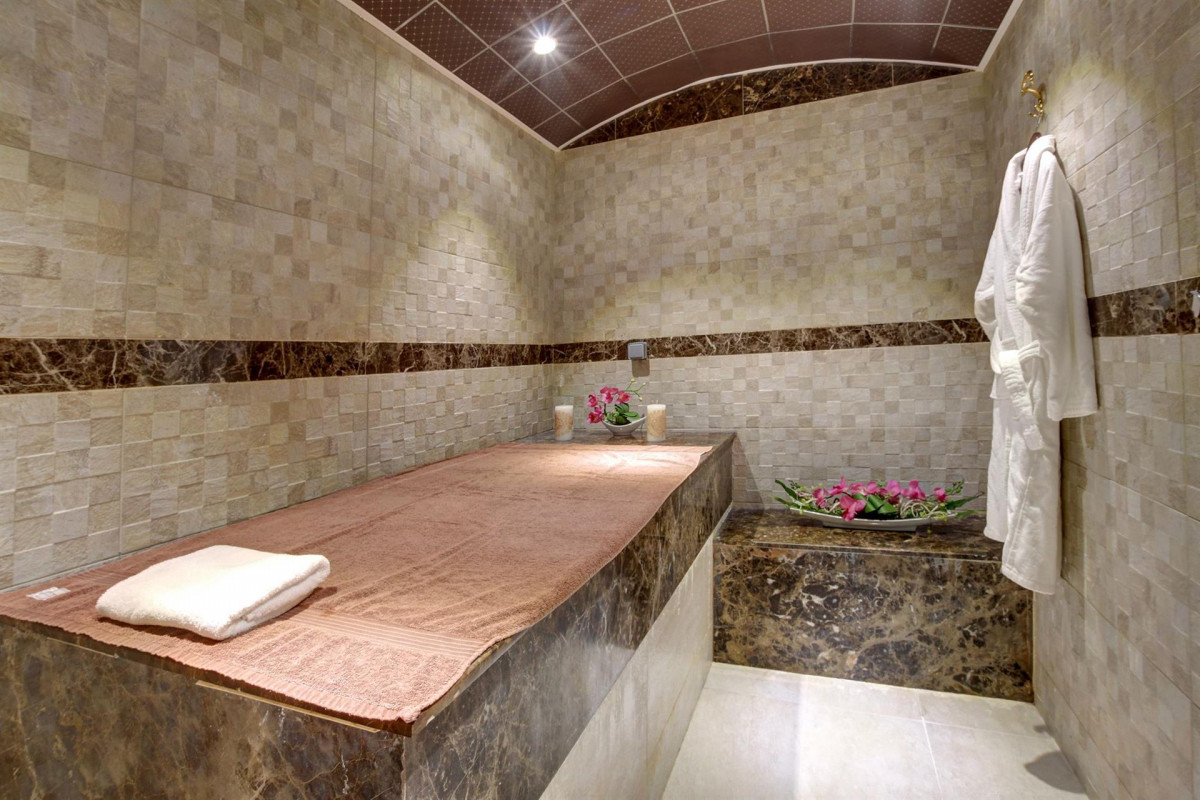 Mercure Dubai Barsha Heights Hotel Suites & Apartments 4*